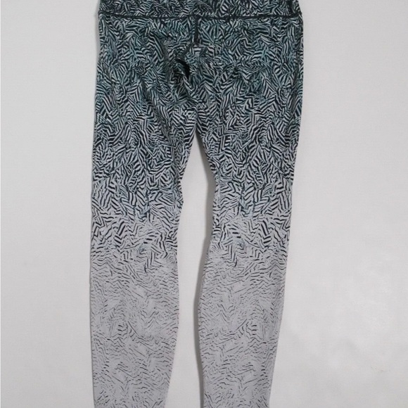 Lululemon wunder under dazzle nulux size 2 - Picture 8 of 11